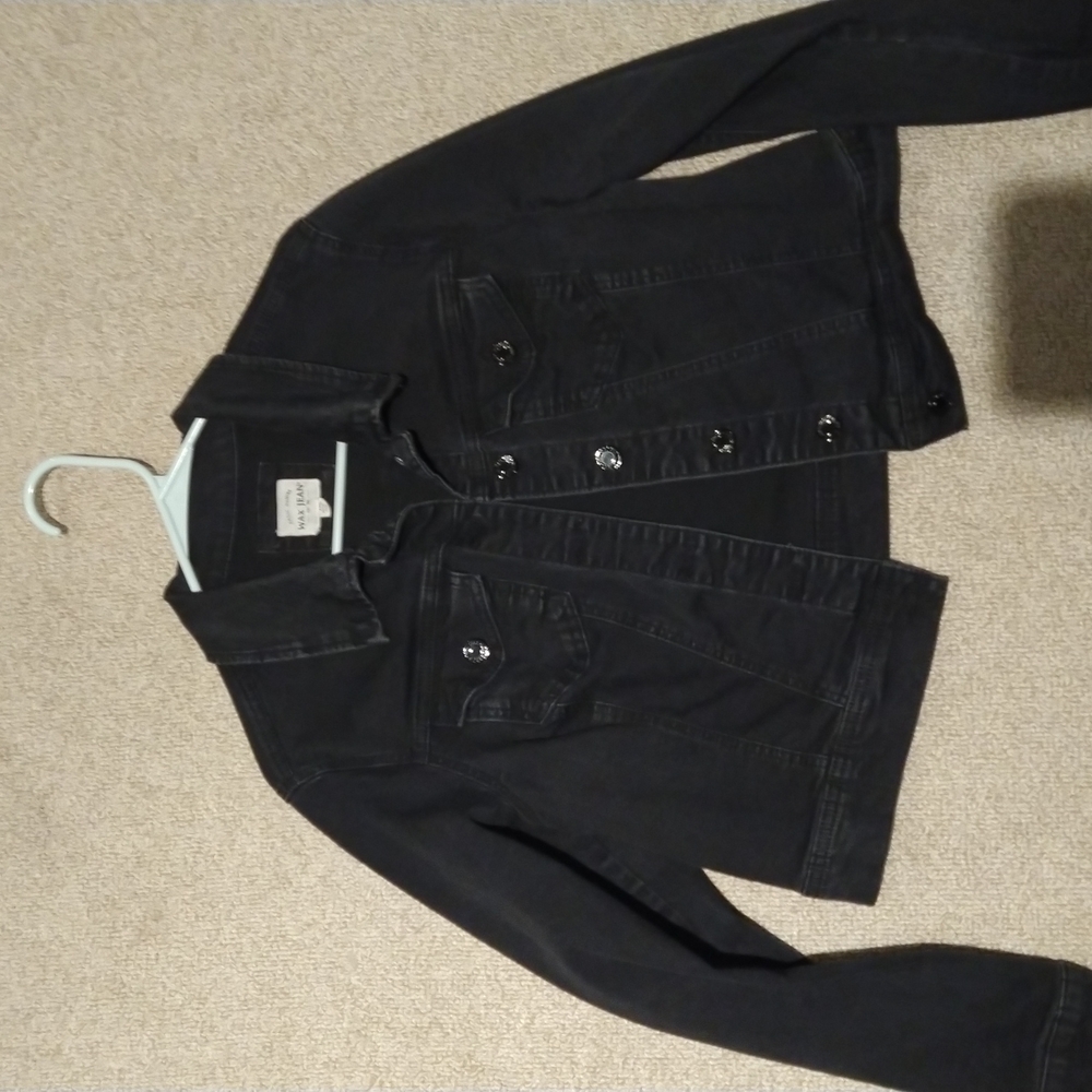 Black Jean Jacket 🧥